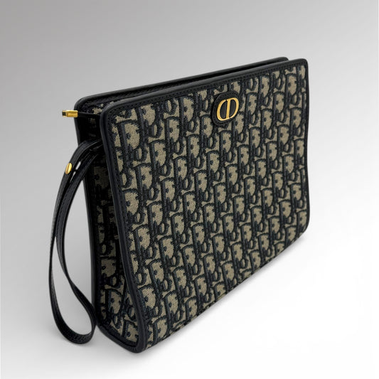 Pochette Dea 30 Montaigne