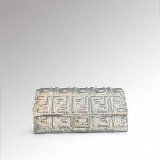 Portefeuille métallisé